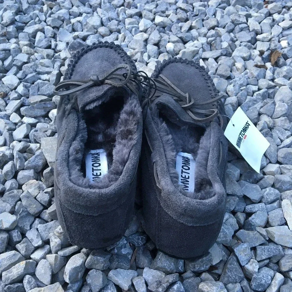 Minnetonka Baby's Petra Trapper Moccasin Charcoal Grey Slippers Size 5 NWT